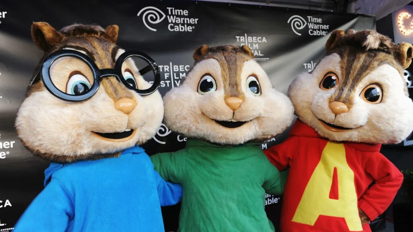 Alvin and the Chipmunks: The Squeakquel (2009) – A Musical Comedy with Double the Fun!